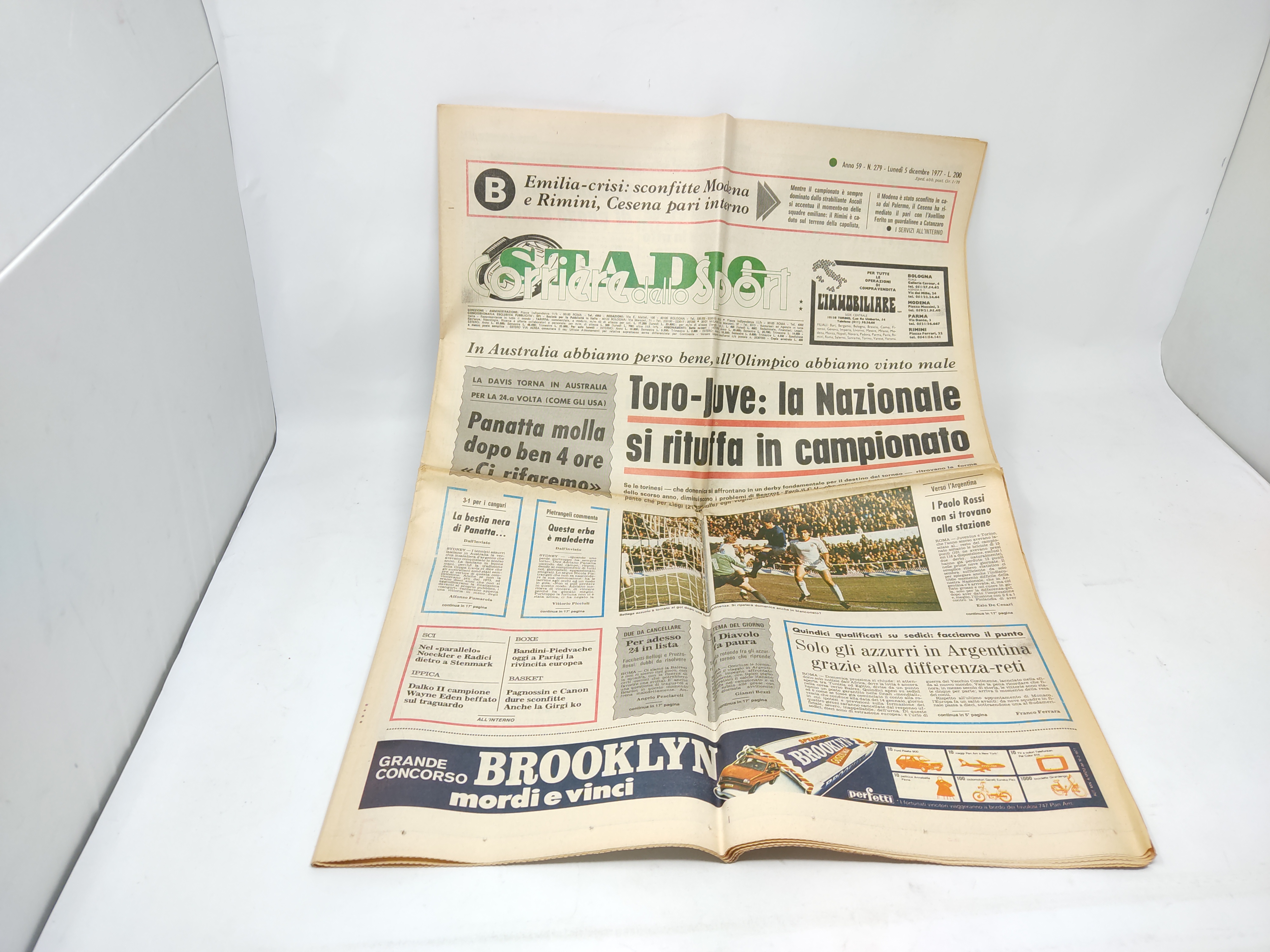 Foto 5 di 23