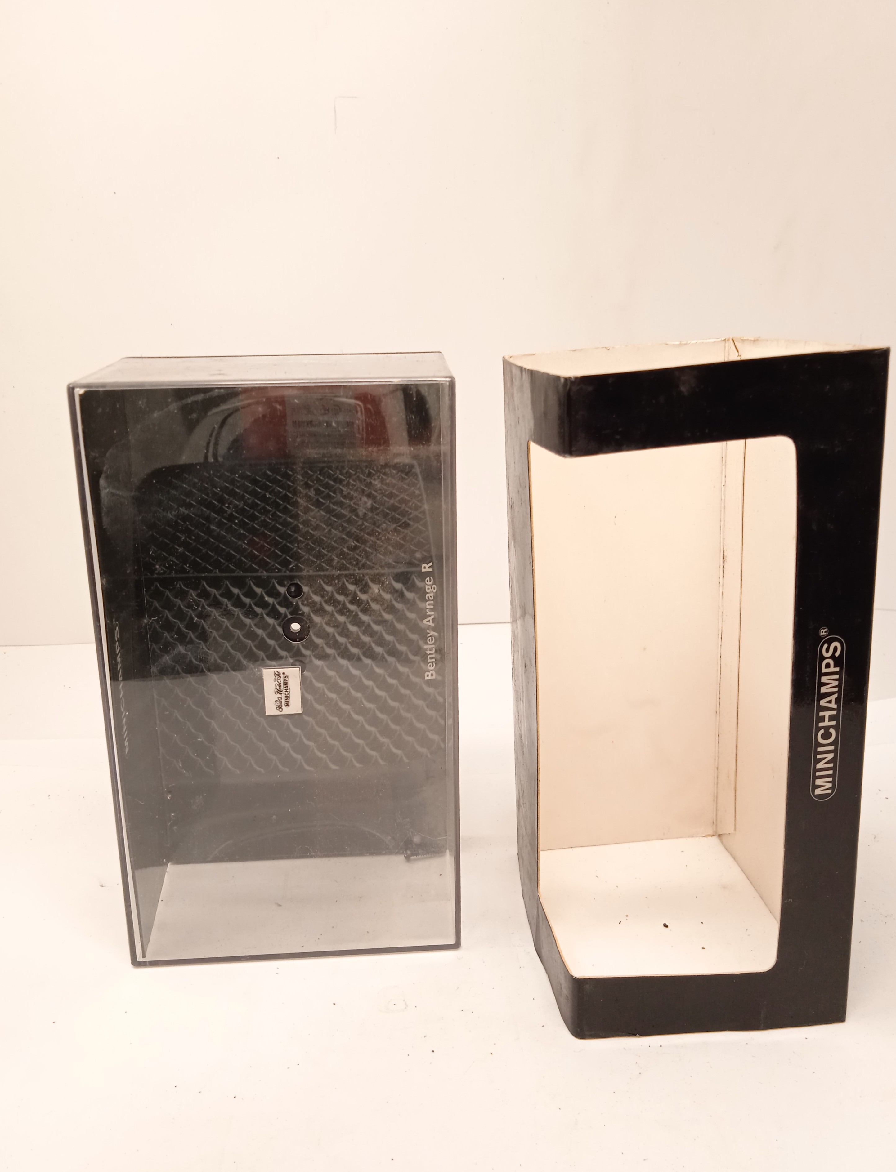 Empty Box 1:43 Scatola Vuota Originale a Scelta Vari Modelli Marca Minichamps - Foto 100 di 501