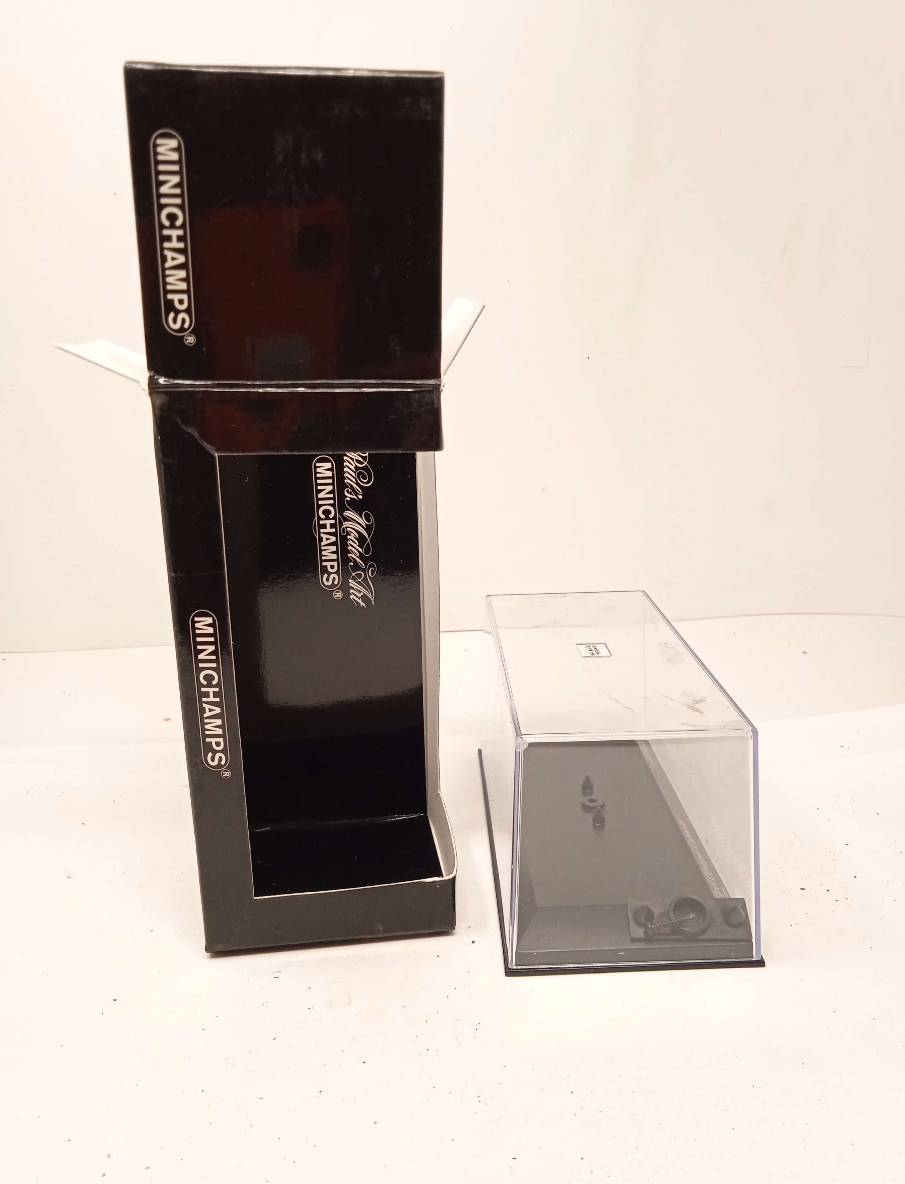 Empty Box 1:43 Scatola Vuota Originale a Scelta Vari Modelli Marca Minichamps - Foto 361 di 501