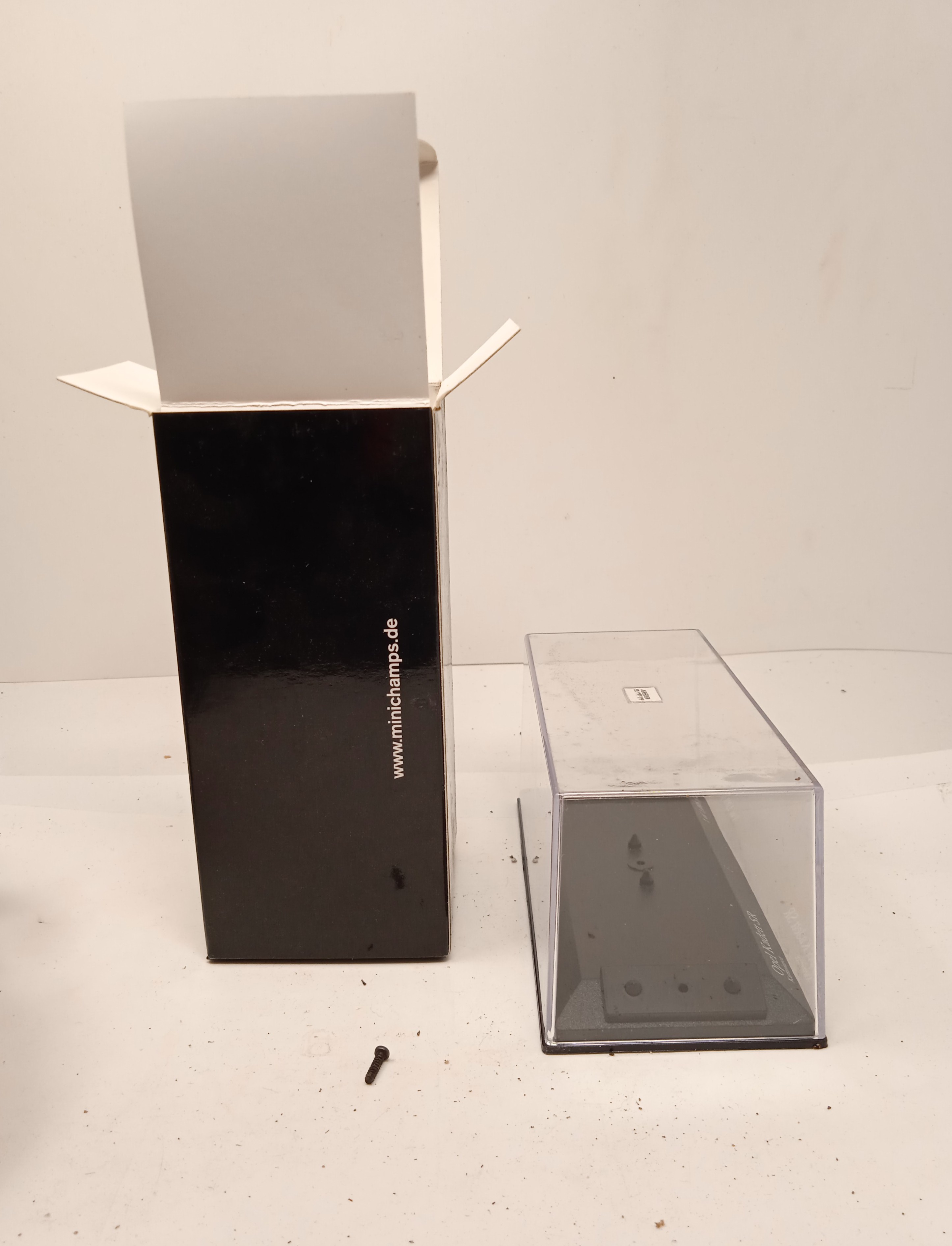 Empty Box 1:43 Scatola Vuota Originale a Scelta Vari Modelli Marca Minichamps - Foto 367 di 501