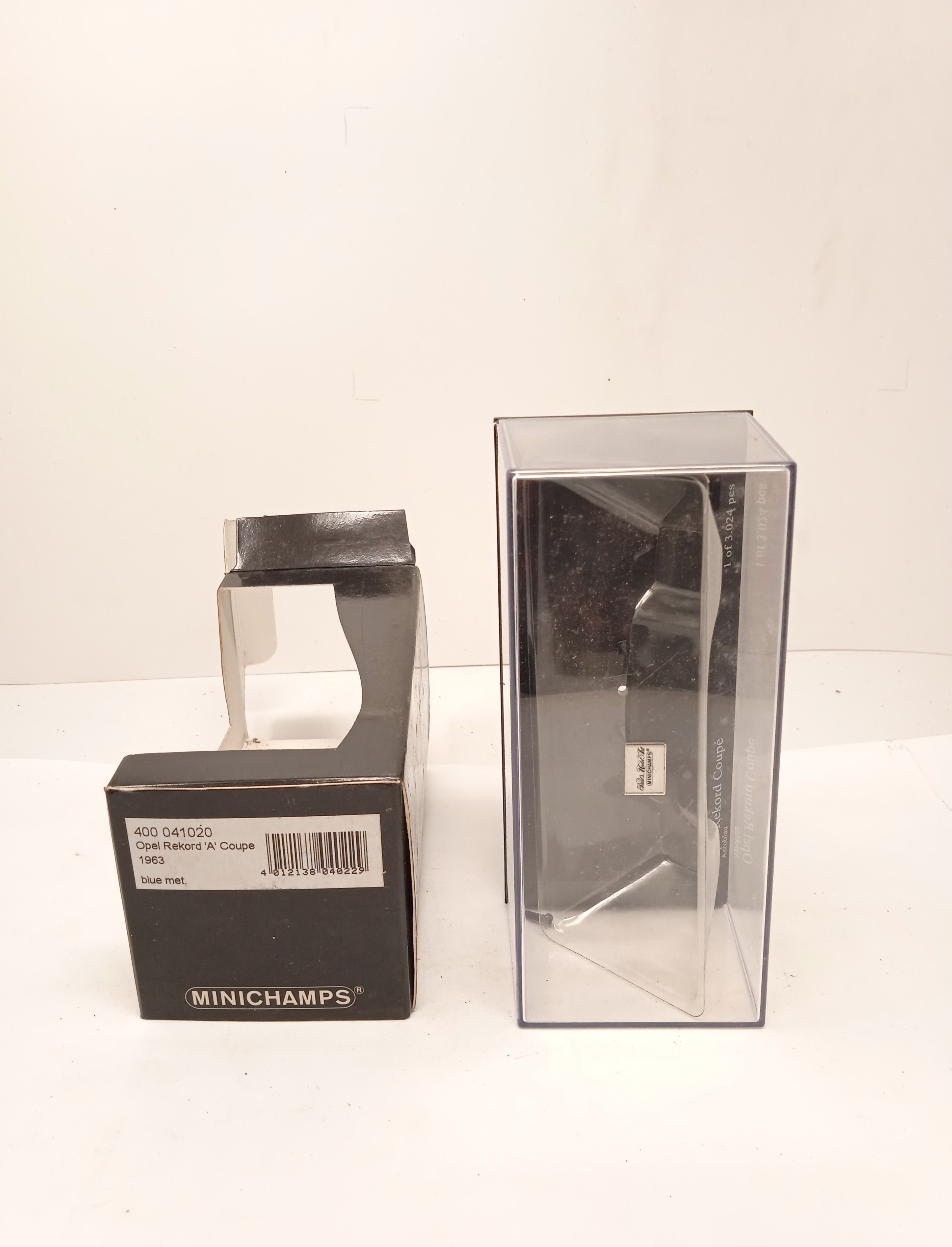 Empty Box 1:43 Scatola Vuota Originale a Scelta Vari Modelli Marca Minichamps - Foto 370 di 501