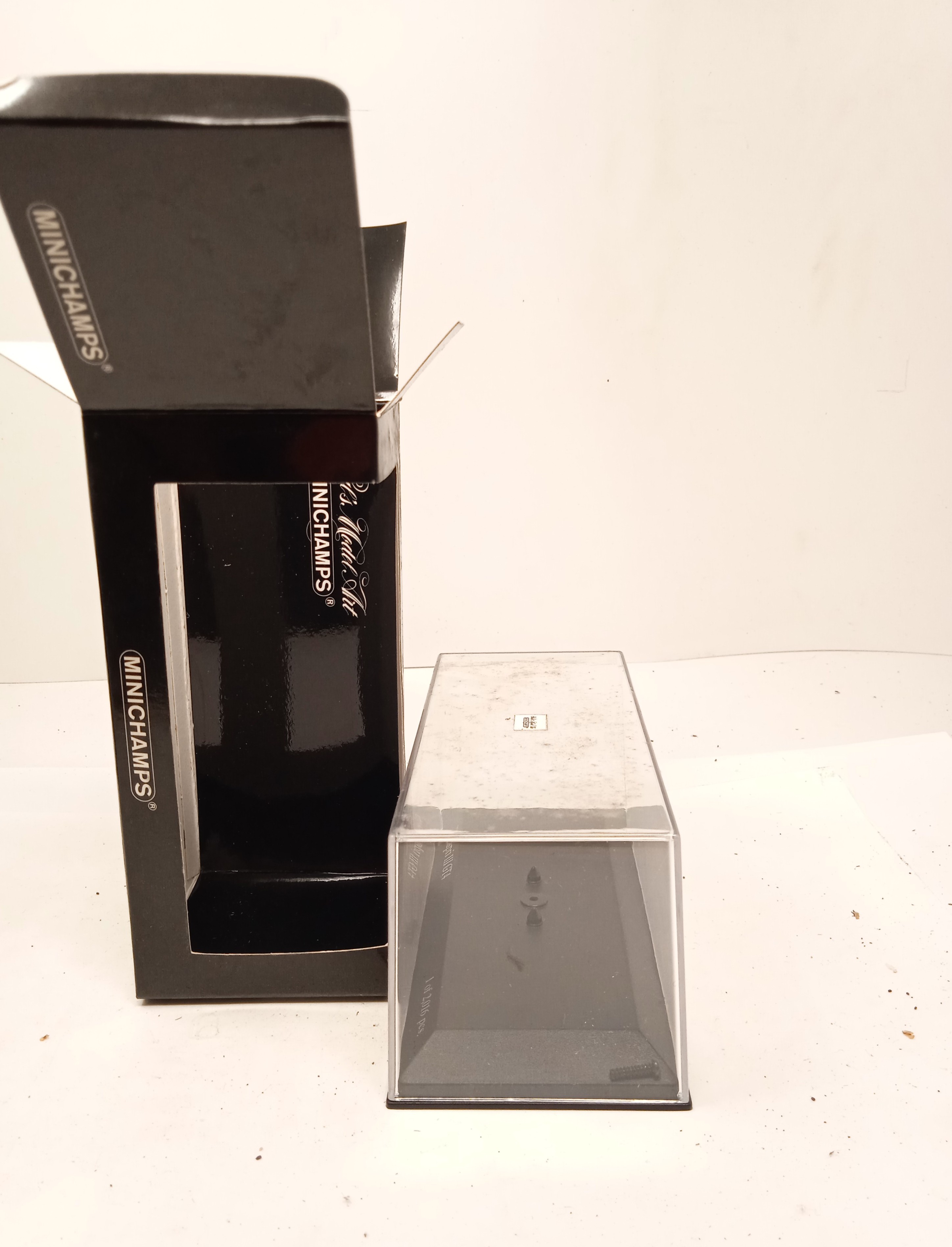 Empty Box 1:43 Scatola Vuota Originale a Scelta Vari Modelli Marca Minichamps - Foto 166 di 501