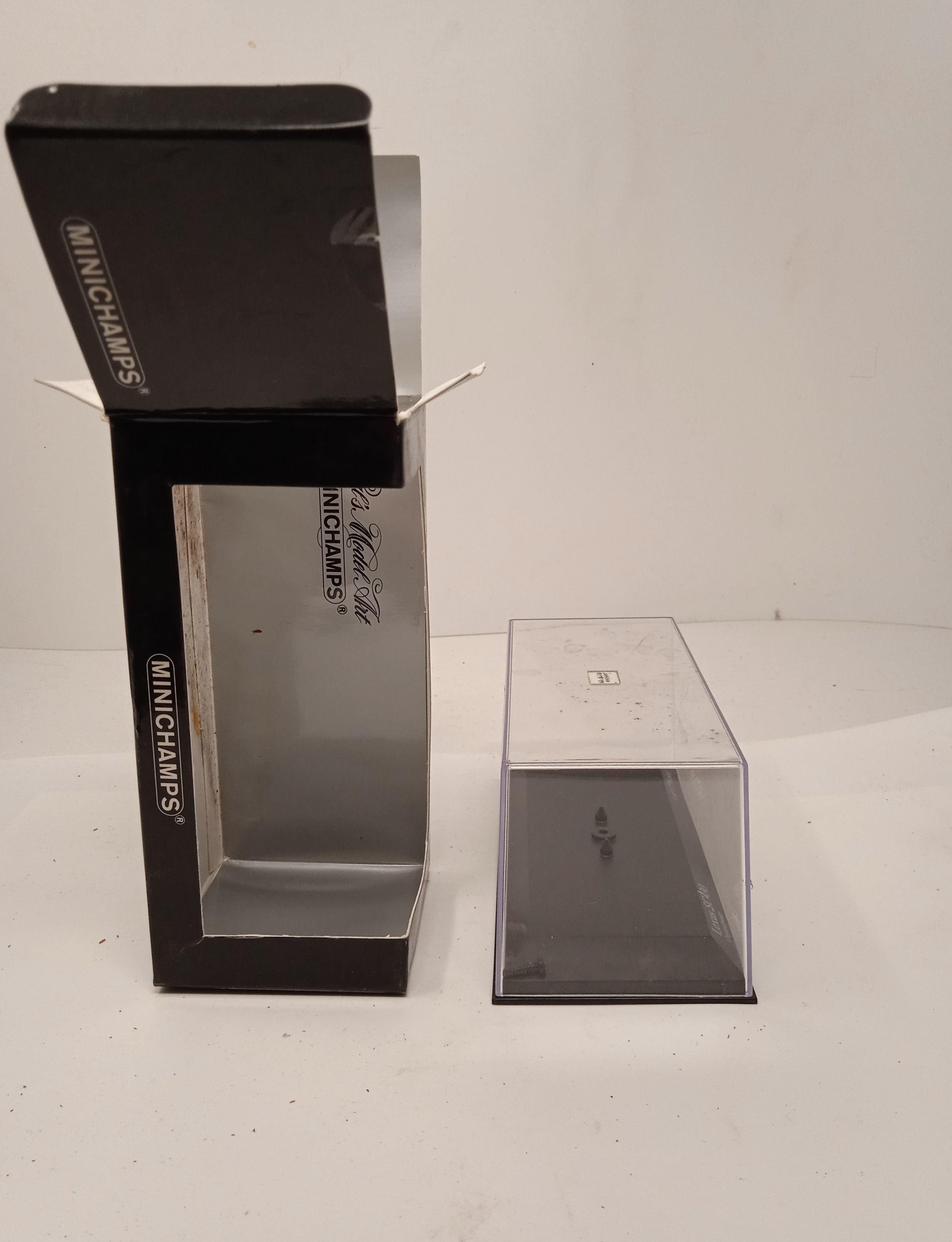 Empty Box 1:43 Scatola Vuota Originale a Scelta Vari Modelli Marca Minichamps - Foto 253 di 501