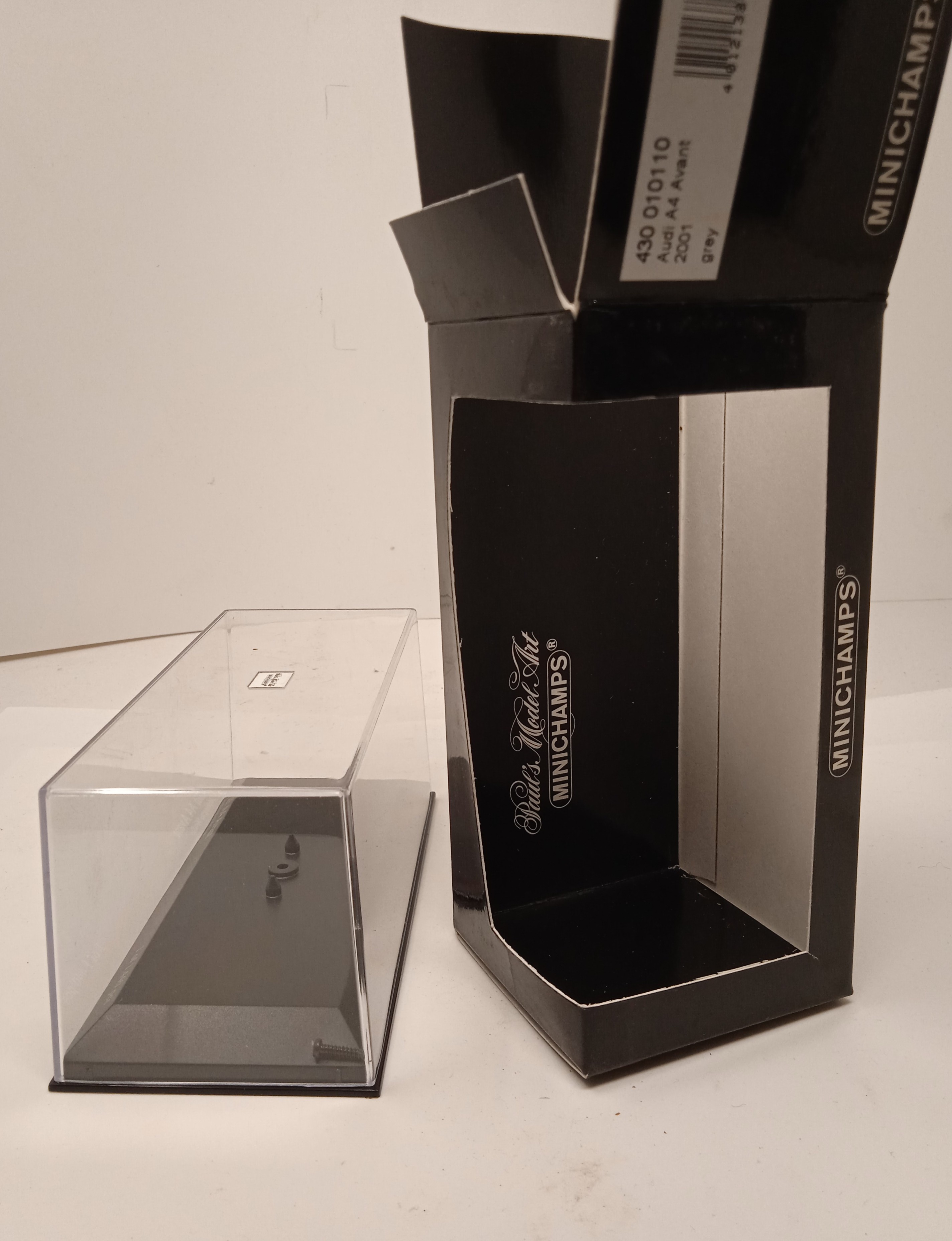 Empty Box 1:43 Scatola Vuota Originale a Scelta Vari Modelli Marca Minichamps - Foto 56 di 501