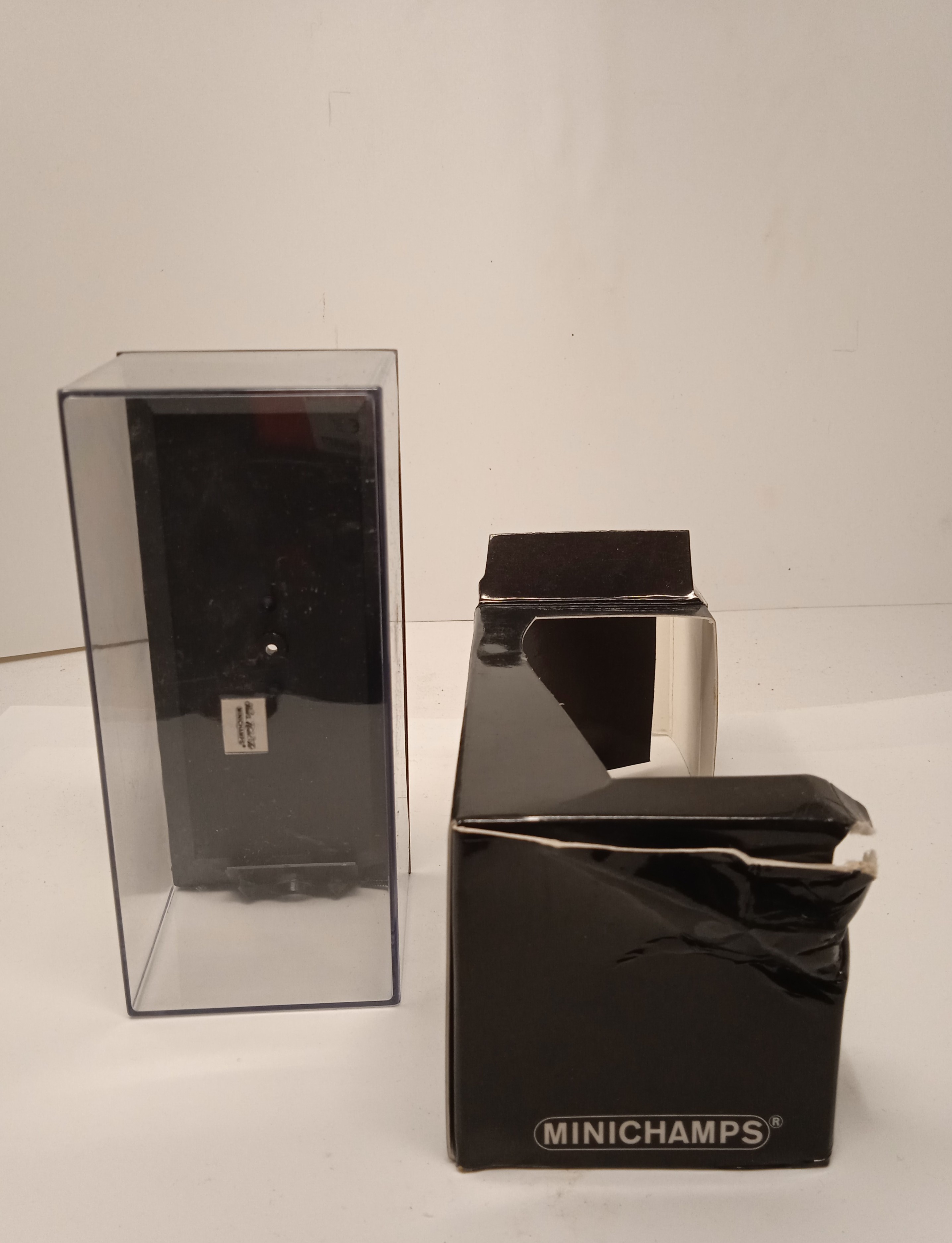 Empty Box 1:43 Scatola Vuota Originale a Scelta Vari Modelli Marca Minichamps - Foto 396 di 501