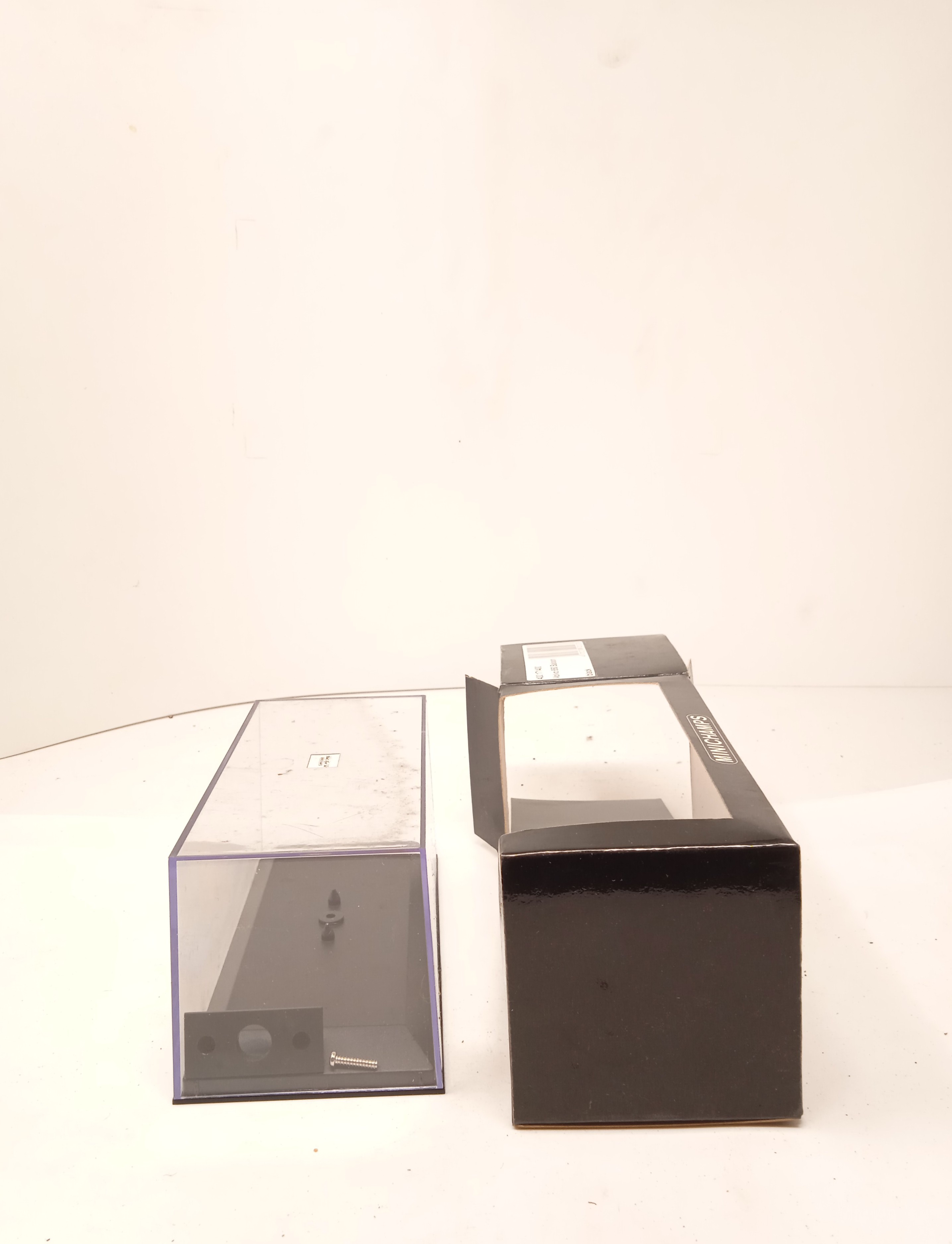 Empty Box 1:43 Scatola Vuota Originale a Scelta Vari Modelli Marca Minichamps - Foto 469 di 501