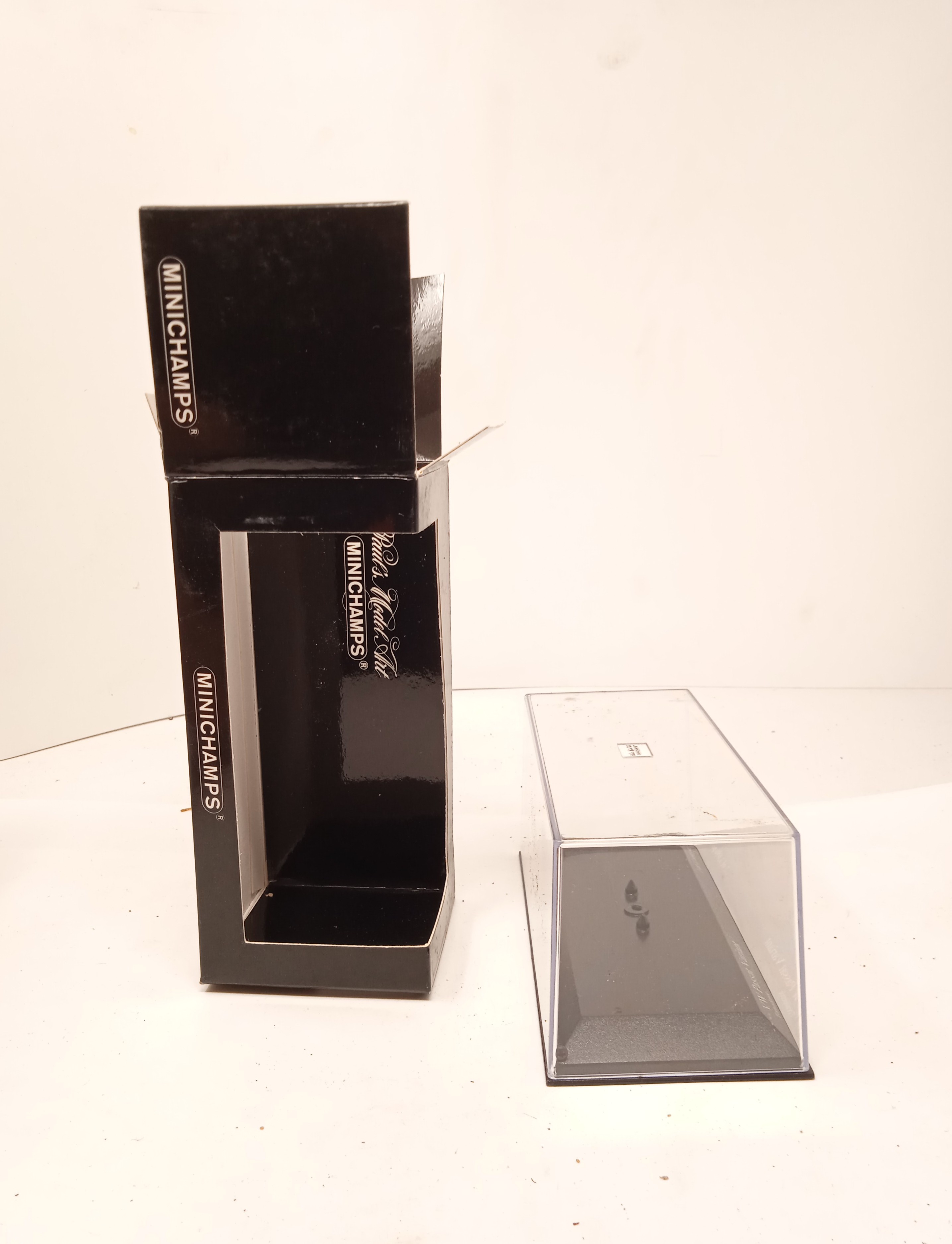 Empty Box 1:43 Scatola Vuota Originale a Scelta Vari Modelli Marca Minichamps - Foto 487 di 501