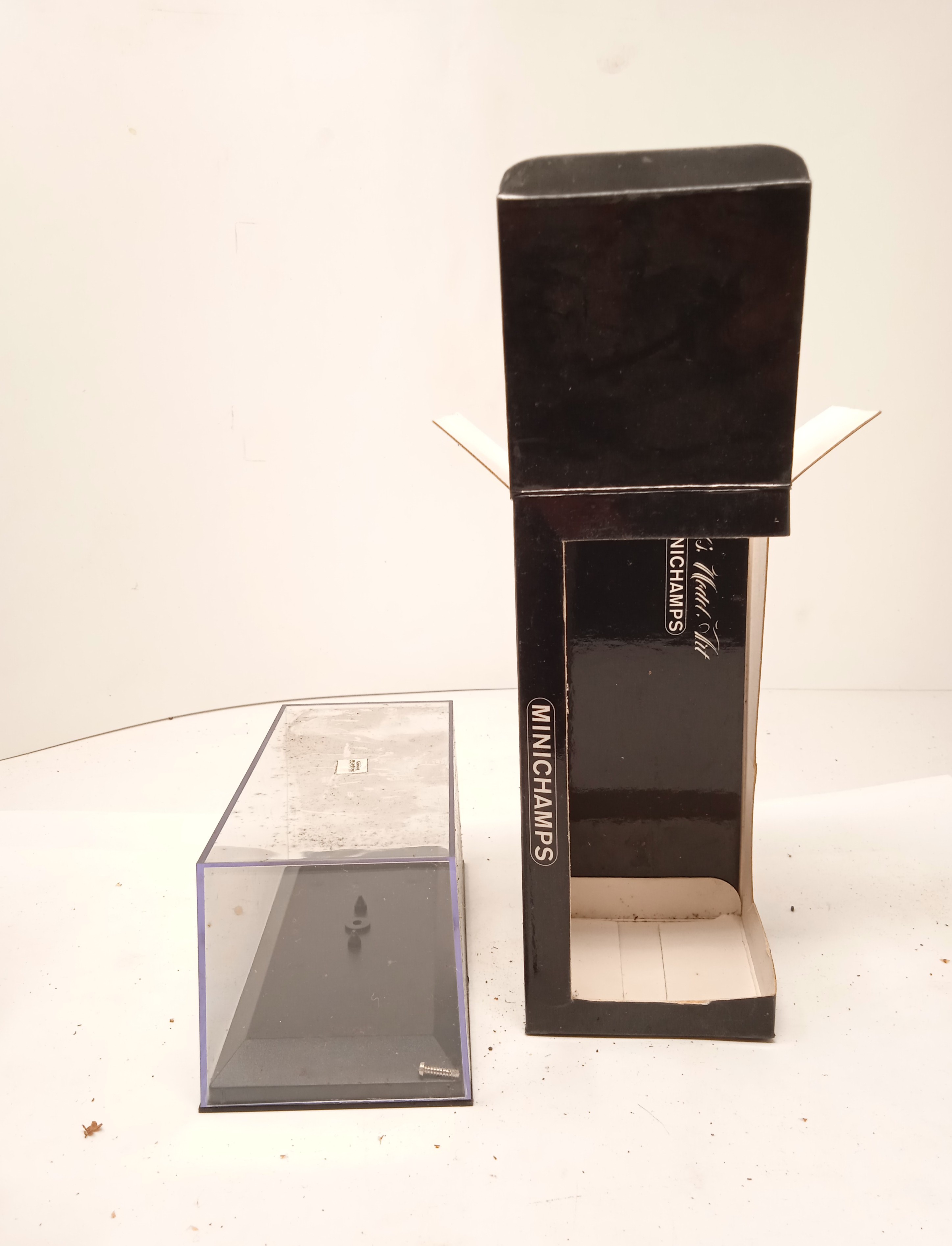Empty Box 1:43 Scatola Vuota Originale a Scelta Vari Modelli Marca Minichamps - Foto 81 di 501