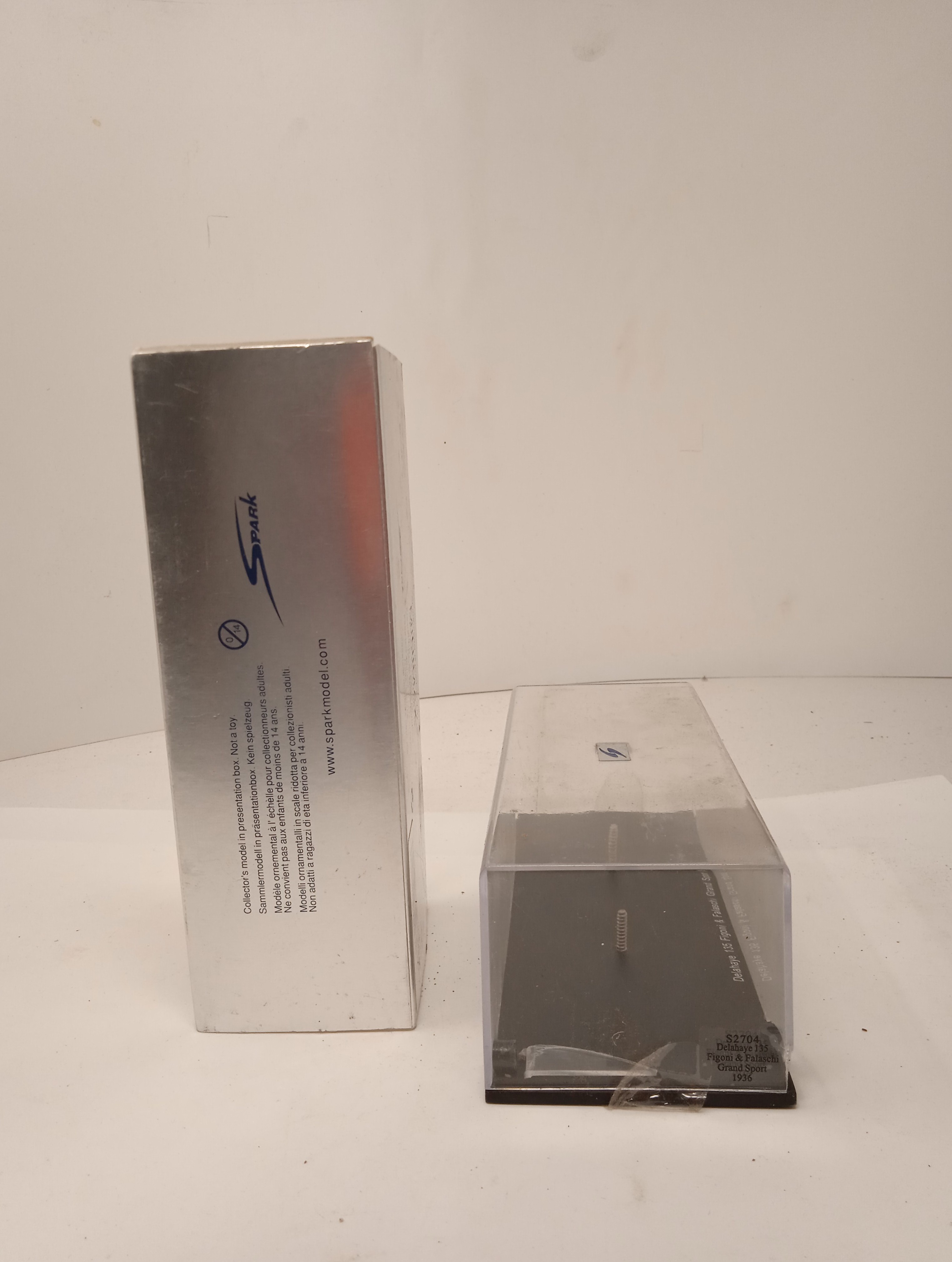 Empty Box 1:43 Scatola Vuota Originale a Scelta Vari Modelli Marca Spark - Foto 19 di 79