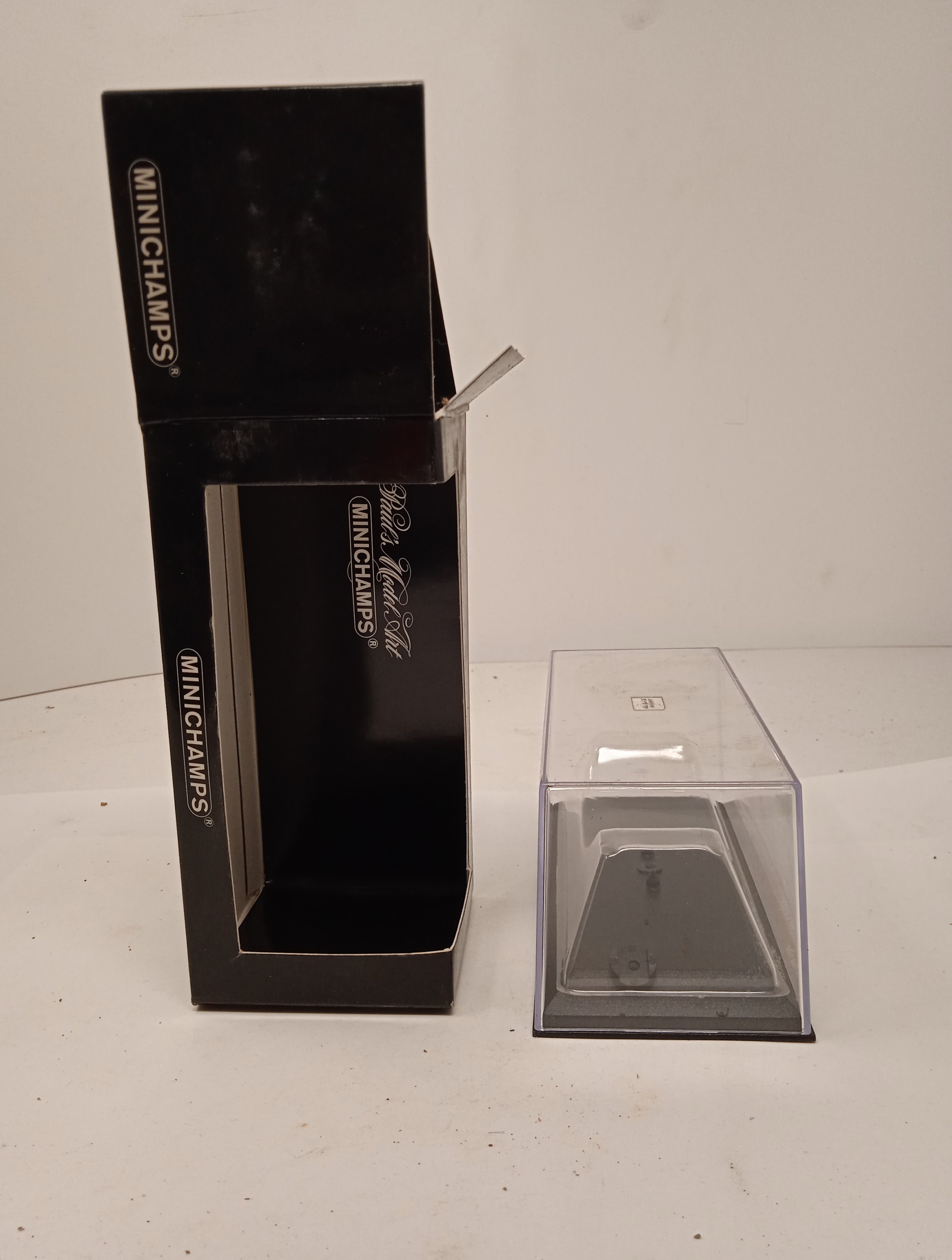 Empty Box 1:43 Scatola Vuota Originale a Scelta Vari Modelli Marca Minichamps - Foto 341 di 501