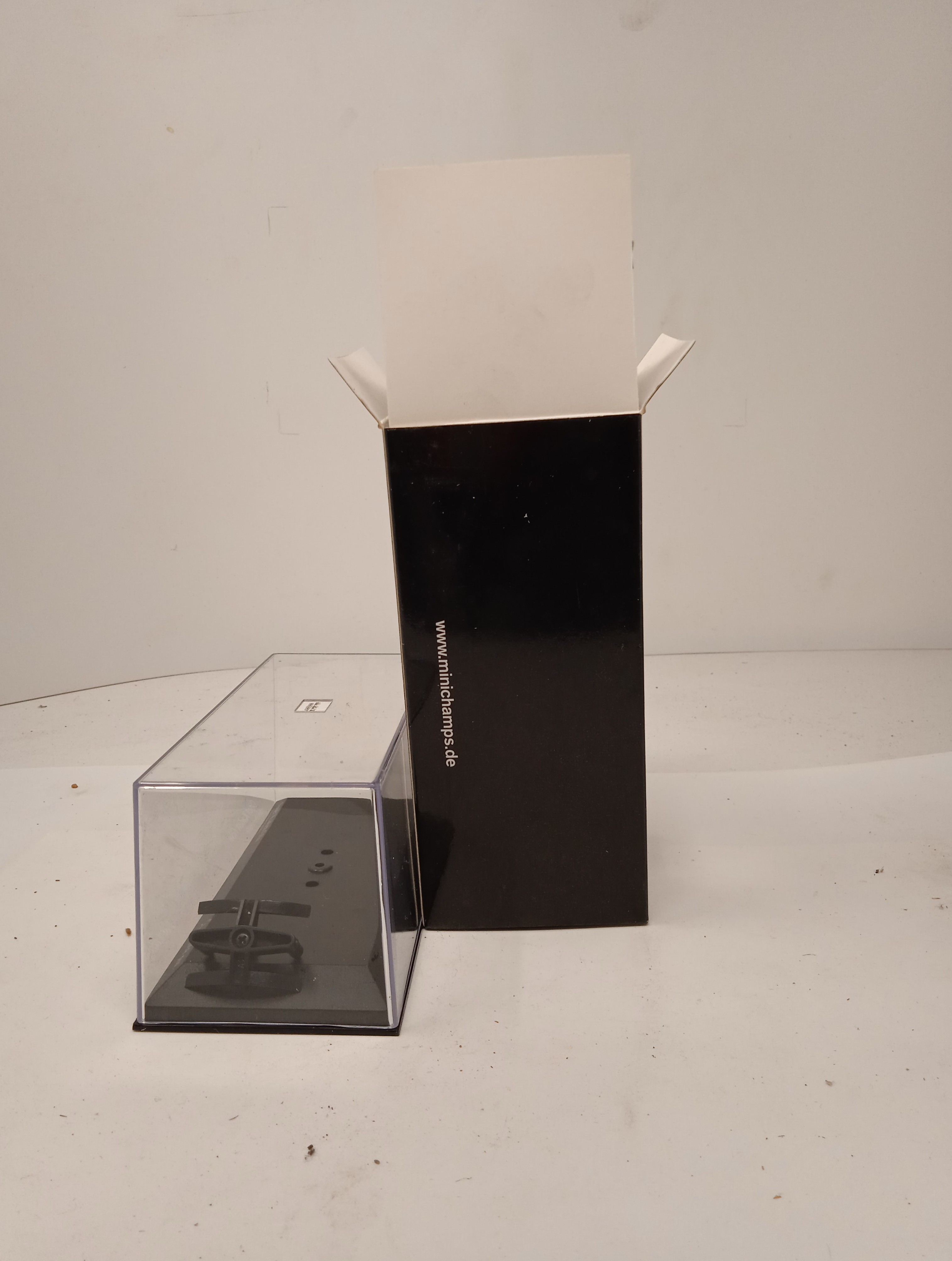 Empty Box 1:43 Scatola Vuota Originale a Scelta Vari Modelli Marca Minichamps - Foto 343 di 501