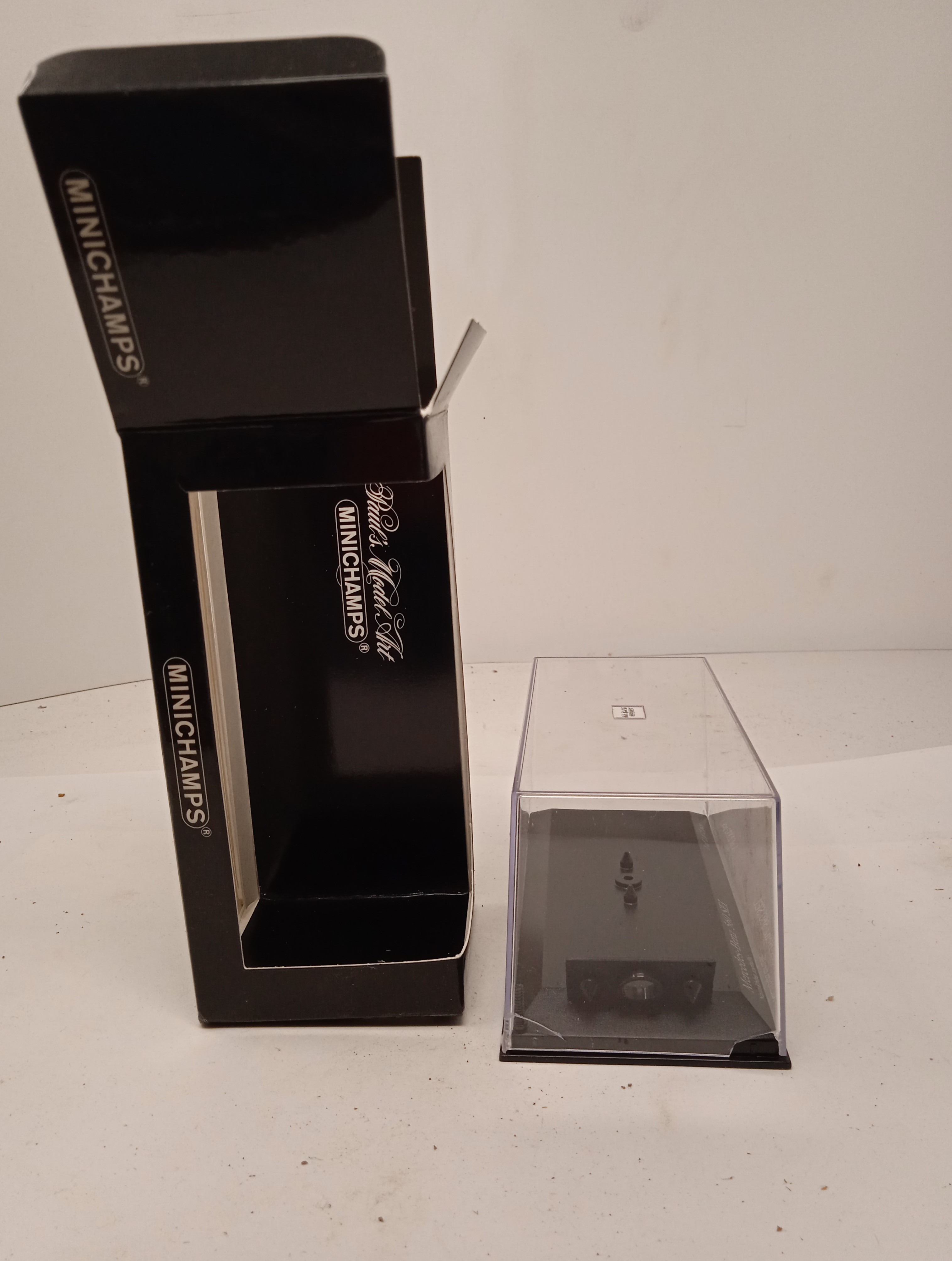 Empty Box 1:43 Scatola Vuota Originale a Scelta Vari Modelli Marca Minichamps - Foto 301 di 501