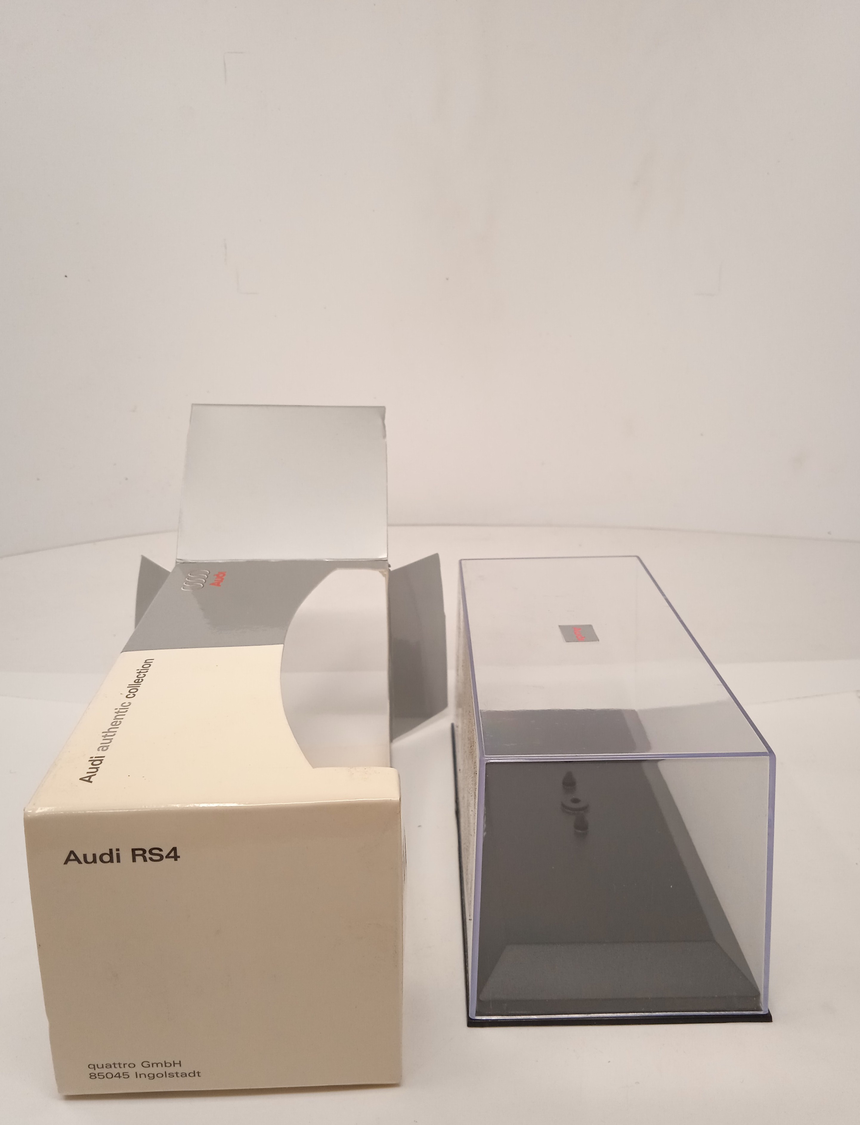 Empty Box 1:43 Scatola Vuota Originale a Scelta Vari Modelli Marca Minichamps - Foto 49 di 501