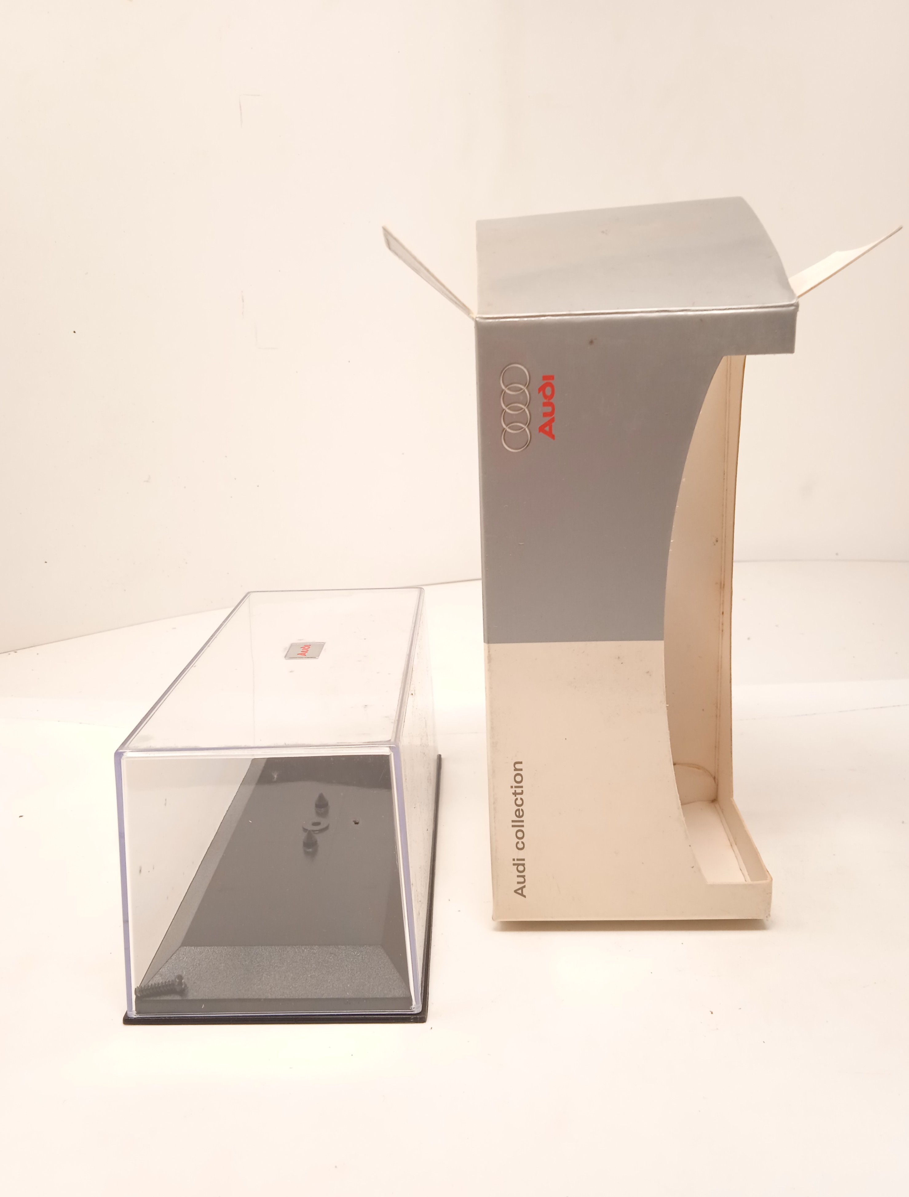 Empty Box 1:43 Scatola Vuota Originale a Scelta Vari Modelli Marca Minichamps - Foto 51 di 501